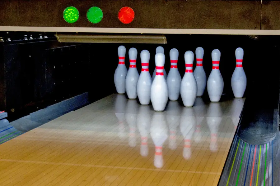 How many bowling pins are there?  There are 10 pins in tenpin bowling